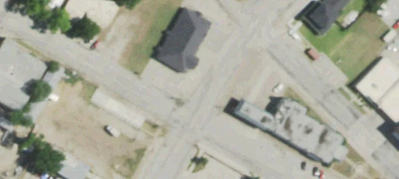 307 Tarrant St