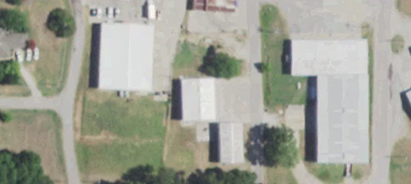 100 Little Oaks Dr