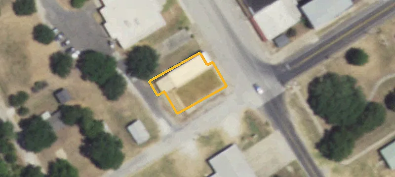 101 Main St