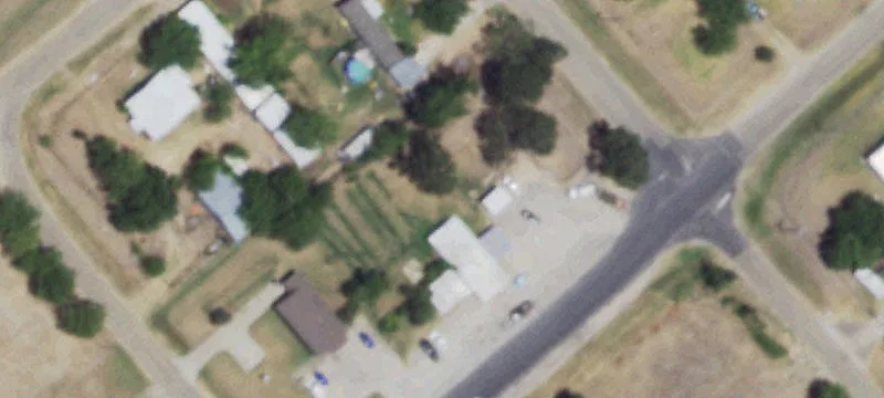 4553 Old Axtell Rd
