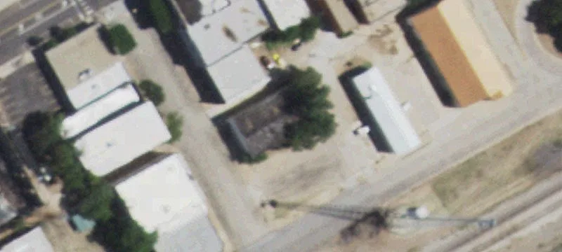 110 Oak St