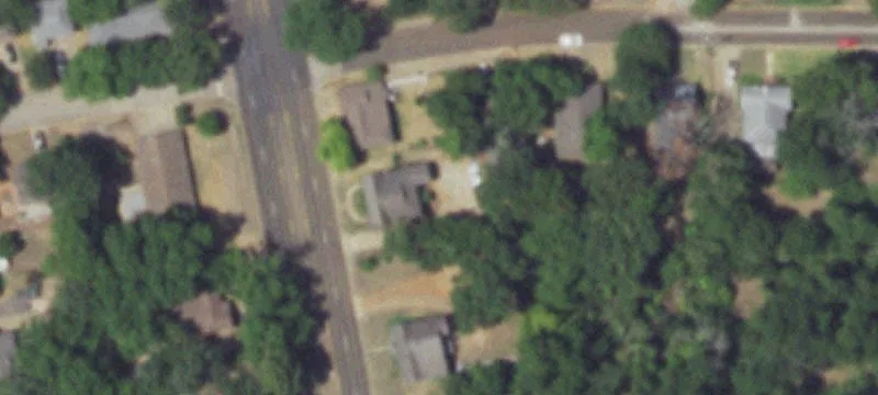 706 Crockett Rd