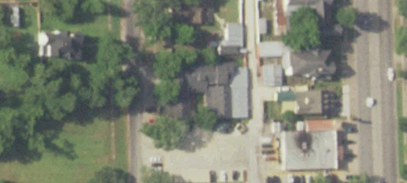 2405 Ave E Ave