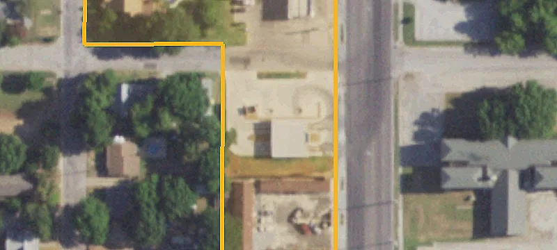 917 Grand Ave