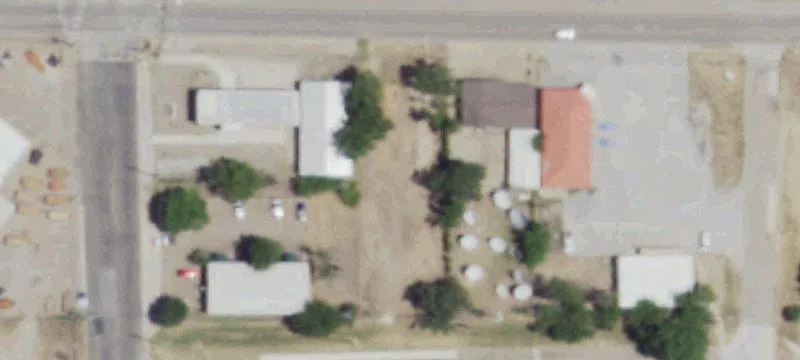 2534 Main St