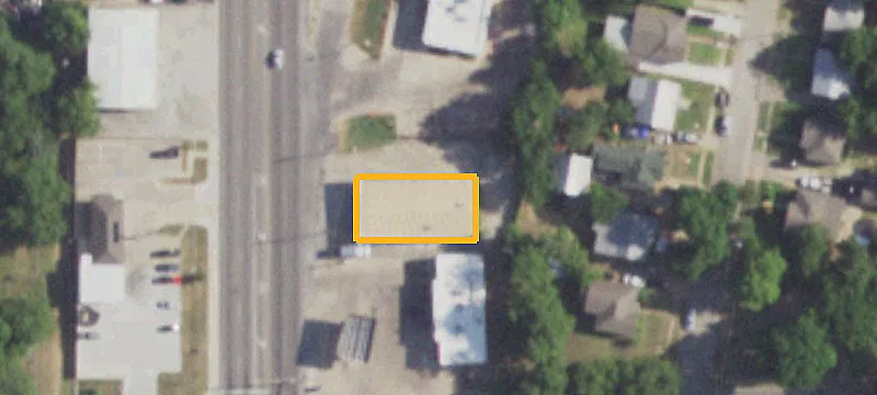 1104 Grand Ave
