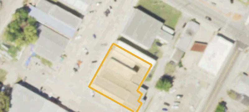 135 Main St