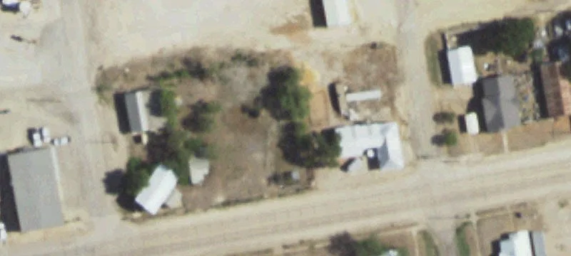 604 Broadway St