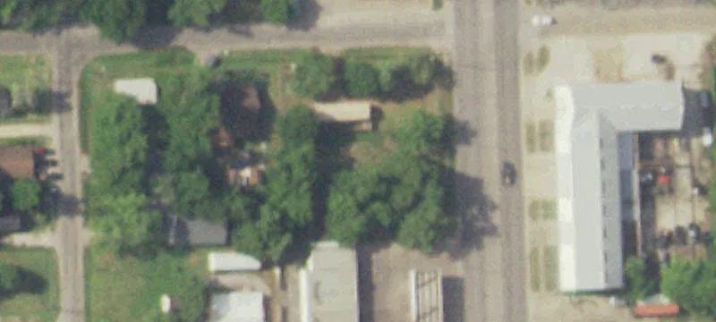 1504 Ave F F