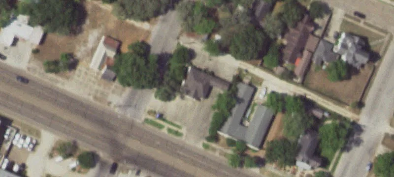 302 Broadway St