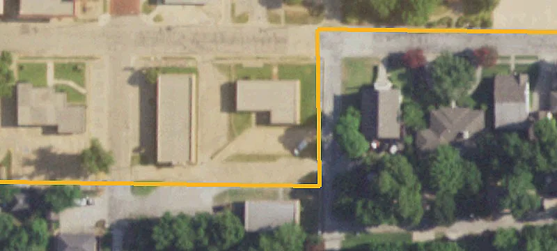 212 Pecan St