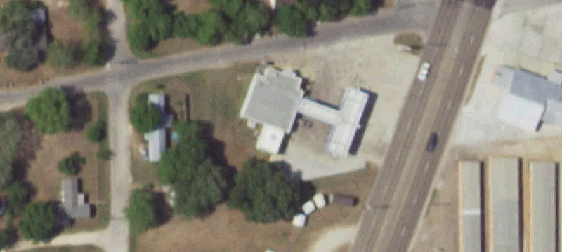 2004 Esplanade St
