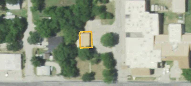 106 5th Ave