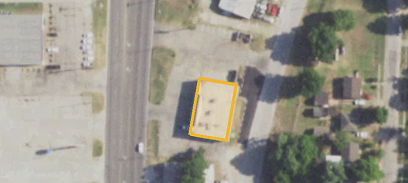 1320 Grand Ave
