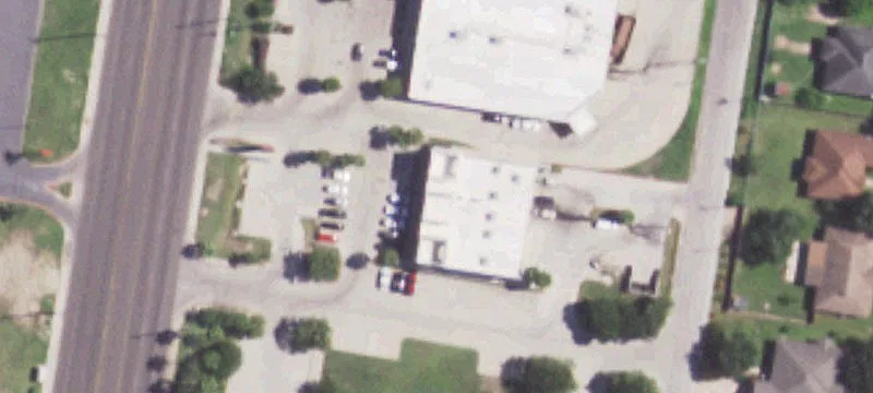 1305 Cage Blvd