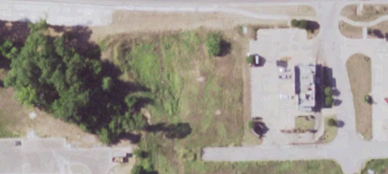 1631 Hwy 71st E