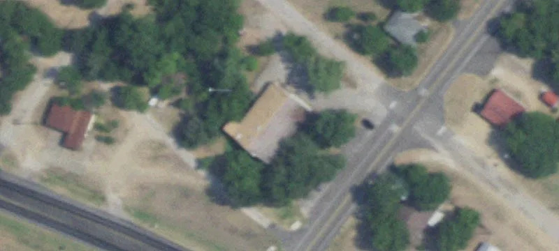 100 4th St