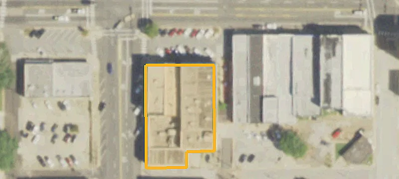 106 Main St