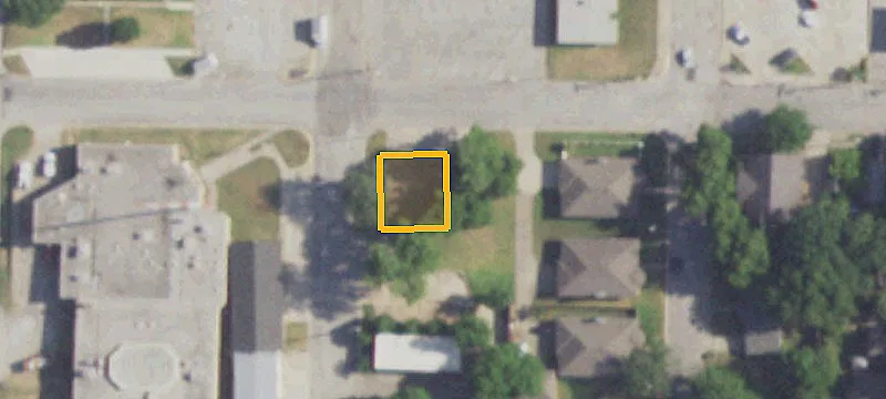 216 Pecan St