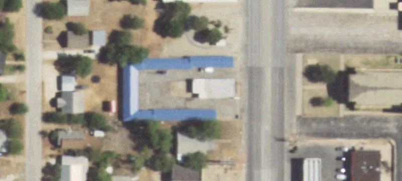 1532 Commercial Ave