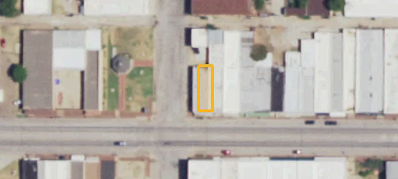 101 Main St