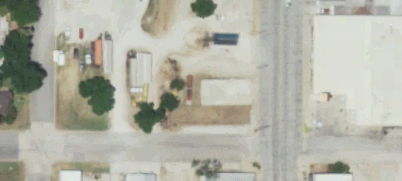 305 Main St