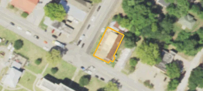 100 2nd St
