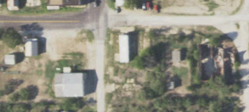 104 Hackberry St