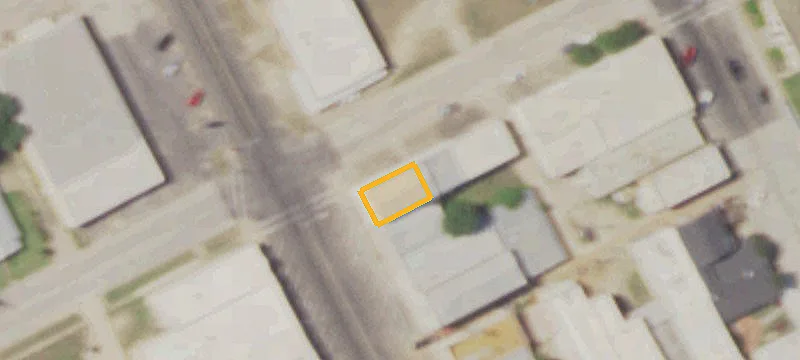 240 Main St