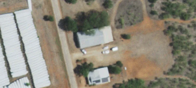 1005 Robert Lee St