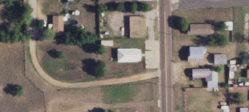 3002 Main St