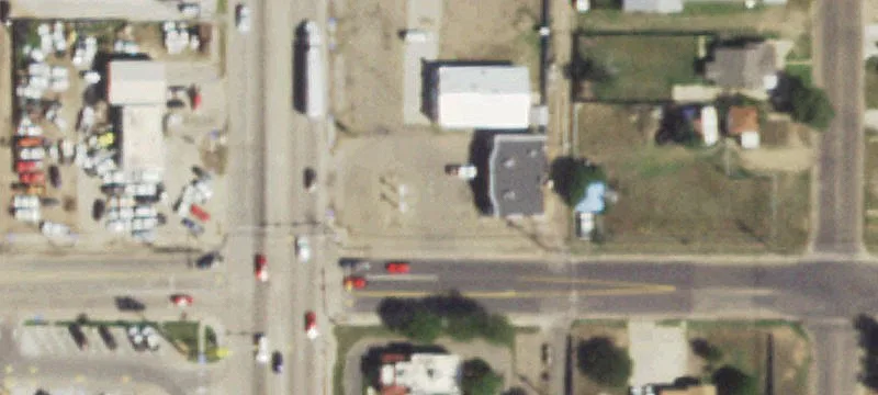 1321 Dumas Ave