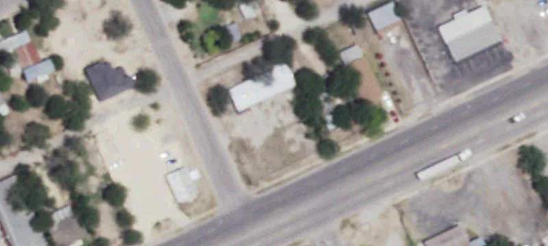 1136 Main St