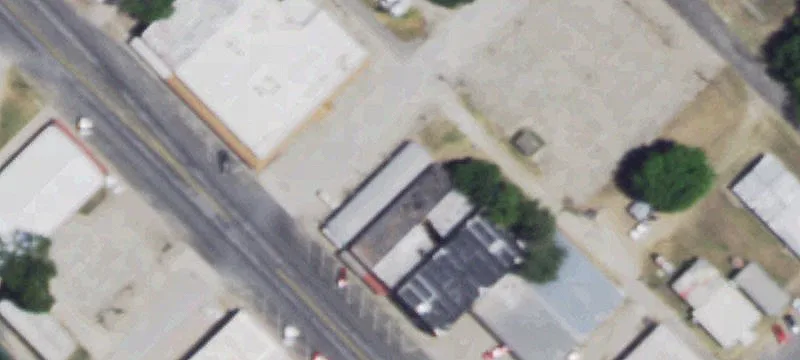 220 Magnolia Ave