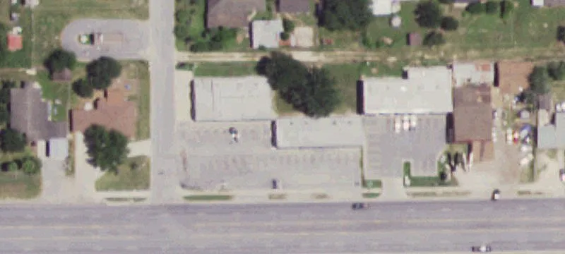 517 Edinburg Ave
