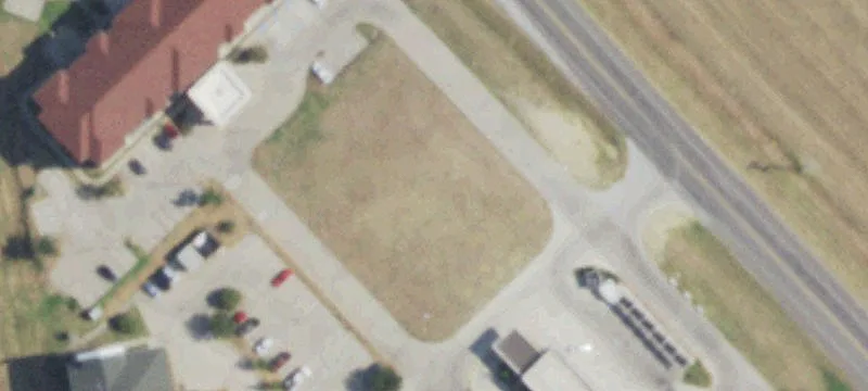 805 Pkwy Dr