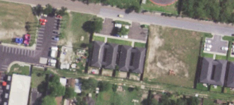 807 Hackberry Ave