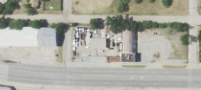 702 Scott Ave