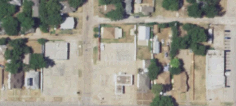 811 Van Buren St