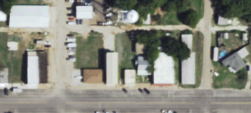 418 Graham St