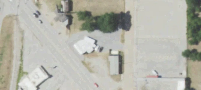 105 Scott Ave