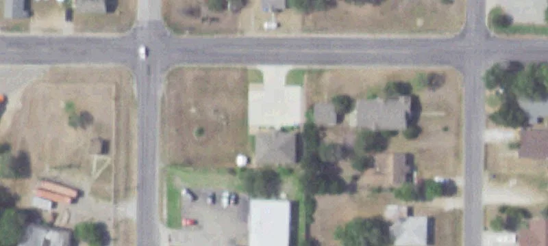 821 Broadway Ave