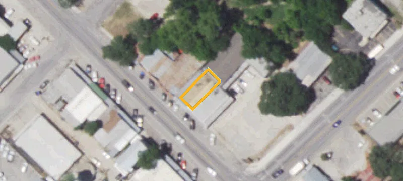 318 Main St