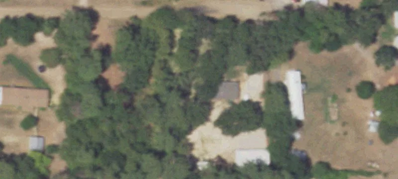 21238 Woodland Ln