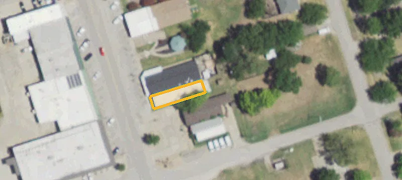 121 Main St