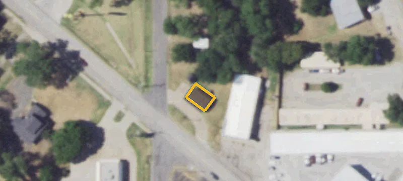 901 Sheppard Rd