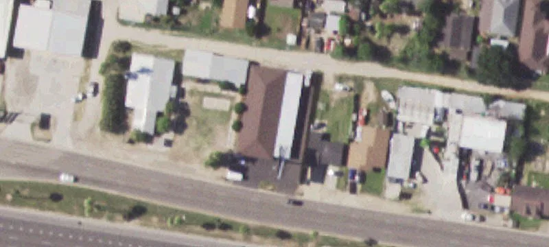 1004 Frontage Rd