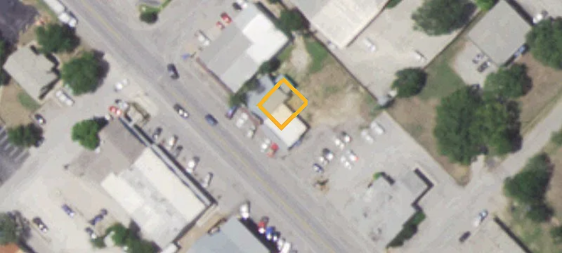 810 Main St