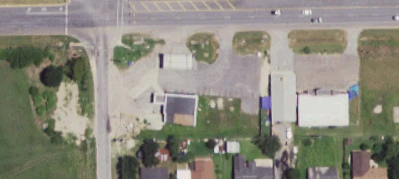 910 Edinburg Ave