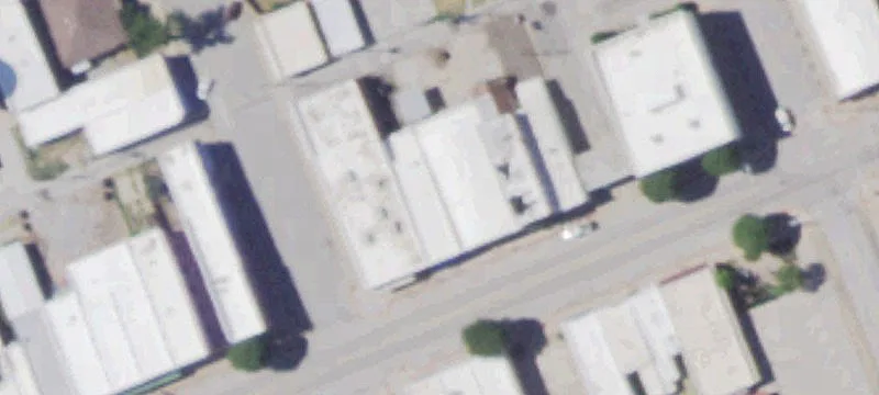 305 3rd St